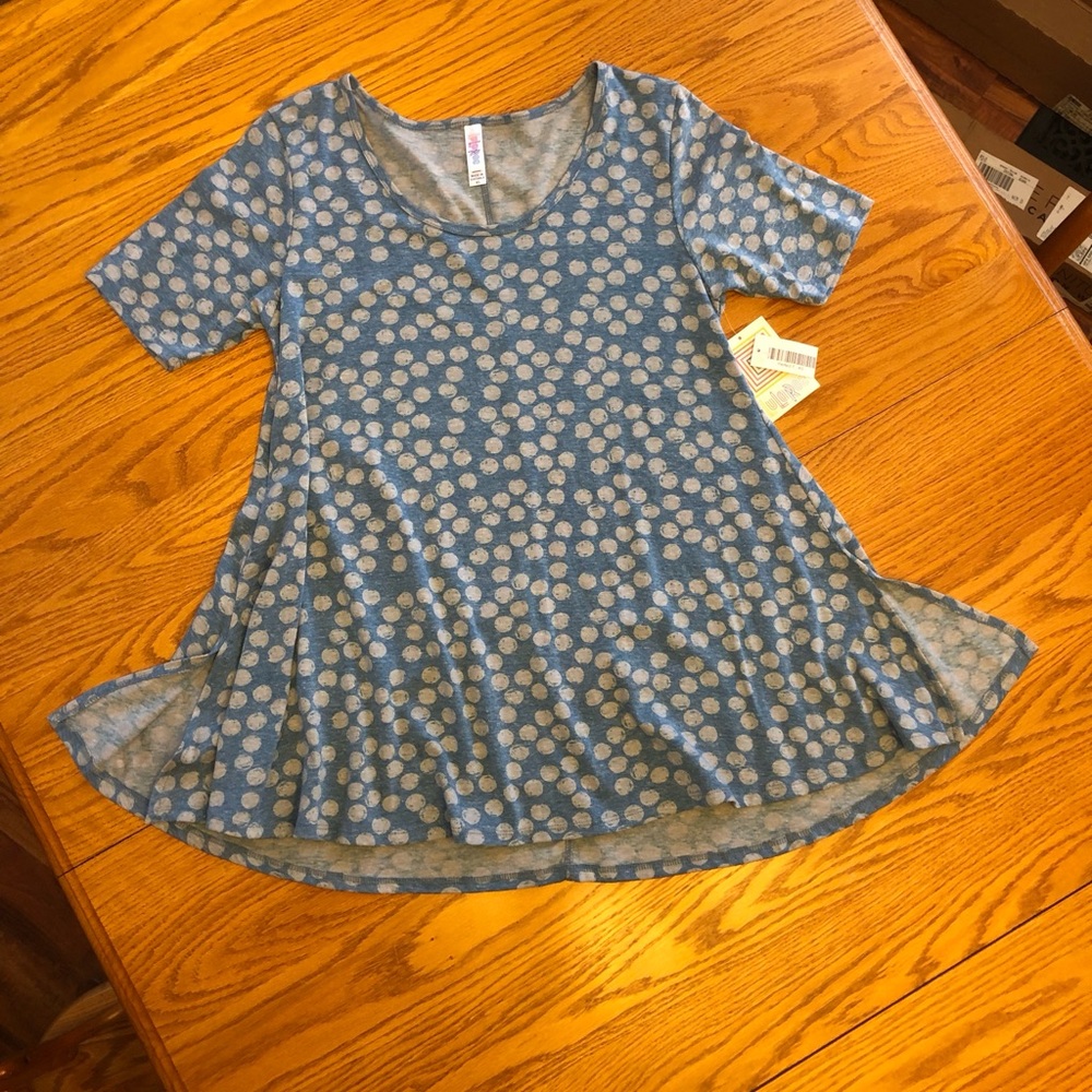 NWT LuLaRoe “Perfect T”- Size XS